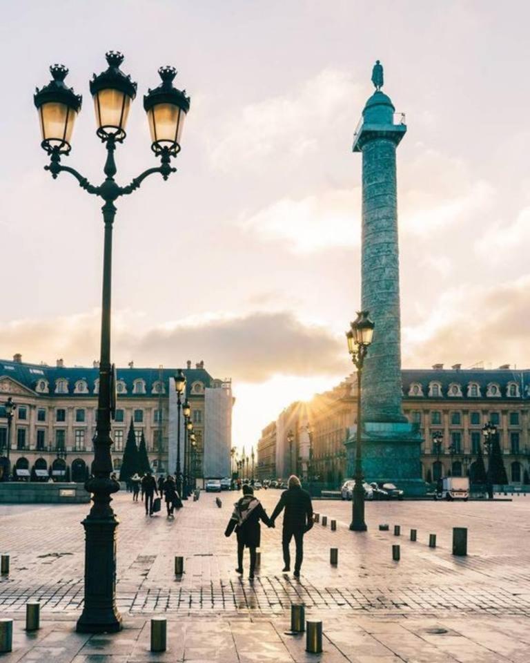 Guestready-charming 15 Mins To Grand Palais Appartement Parijs